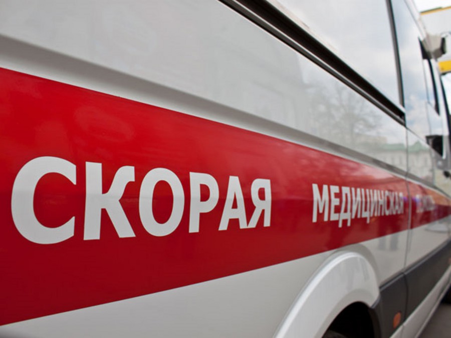 Экскаватор и легковой автомобиль столкнулись на Севастопольской в Саранске